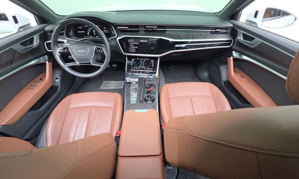 Audi A6 — фото 8