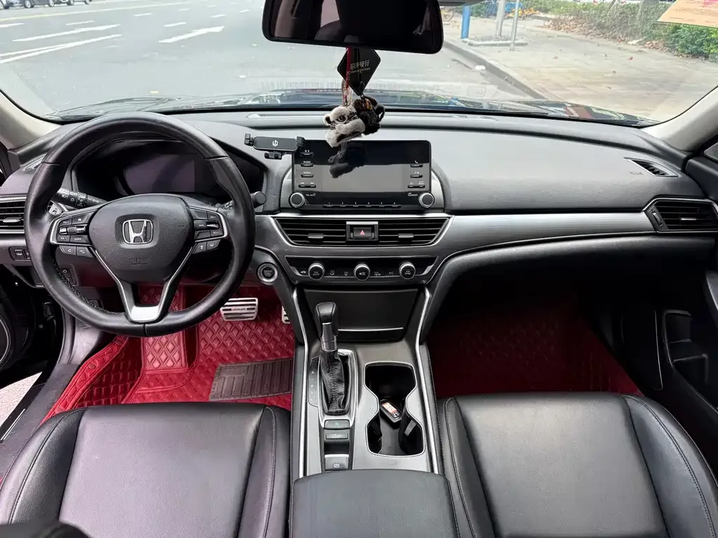 Honda Accord — фото 6