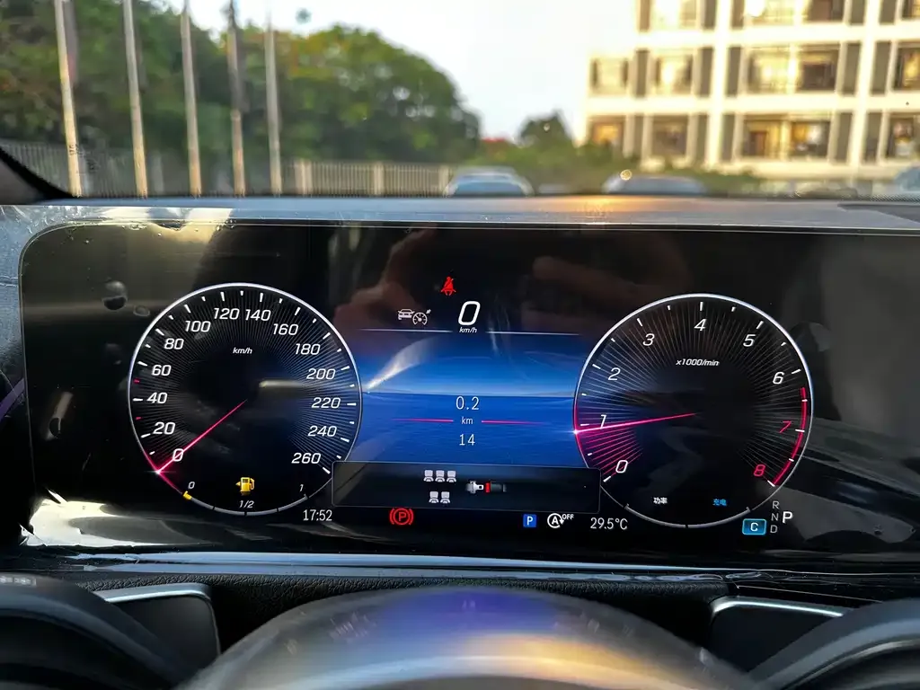 Mercedes-Benz GLB 2025 из CN, фото 4