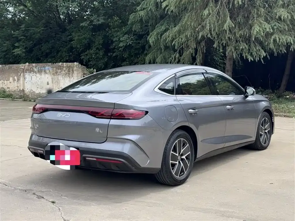 BYD Qin L — фото 10