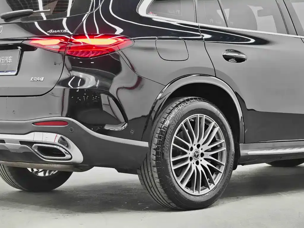 Mercedes-Benz GLC — фото 10