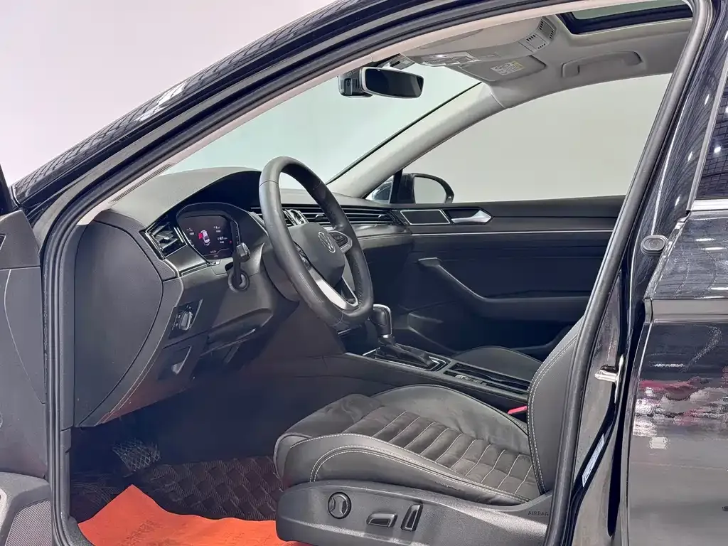 Volkswagen Magotan 2022 из CN, фото 6