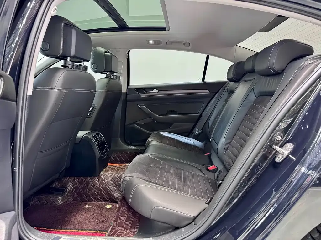 Volkswagen Magotan 2022 из CN, фото 10