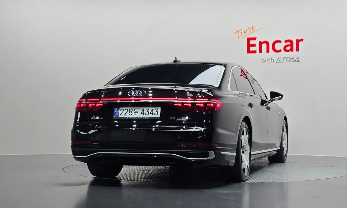 Audi A8 2023 из KR, фото 6