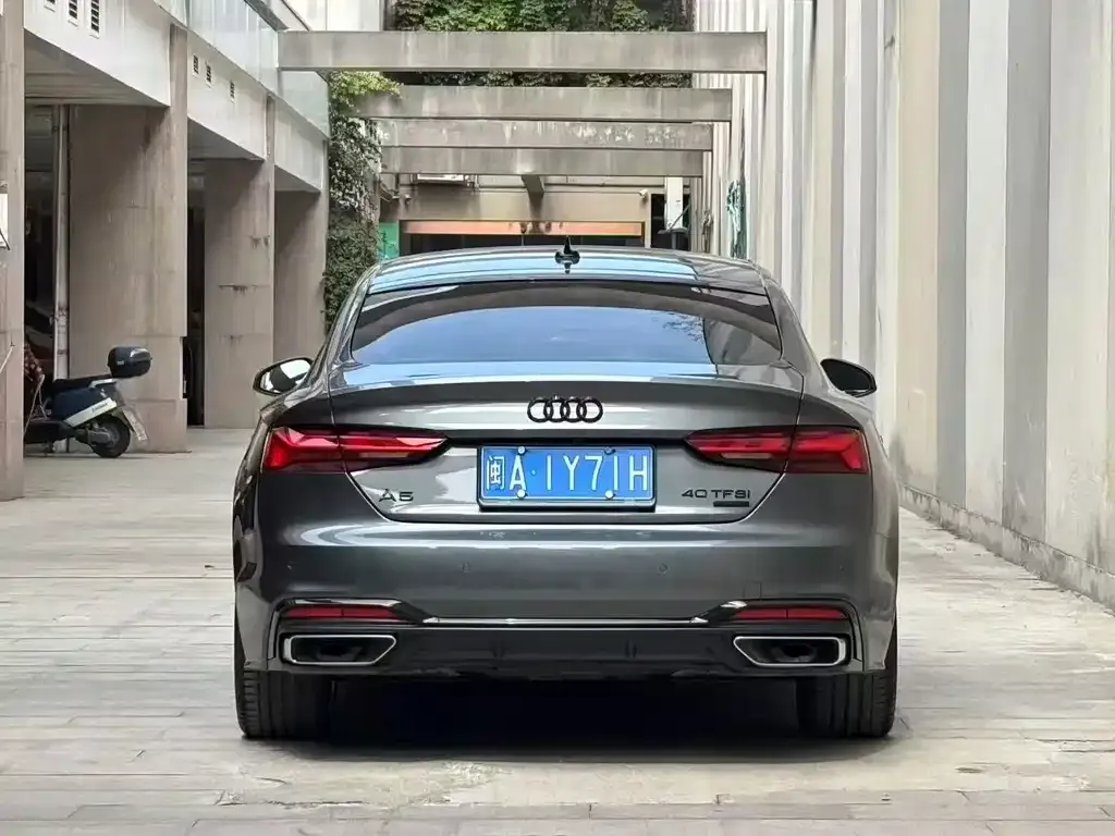 Audi A5 (Import) — фото 9