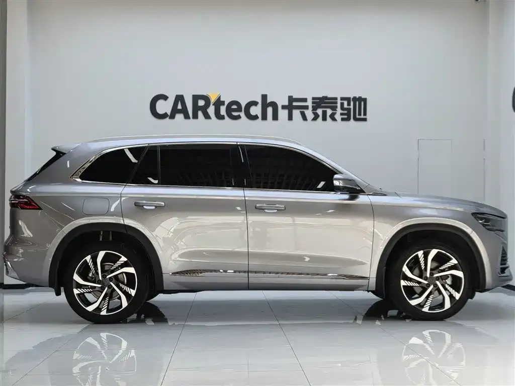 Geely Xingyue L — фото 8