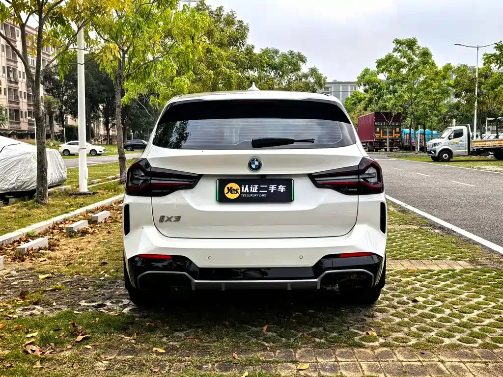 BMW iX3 2023 из CN, фото 8