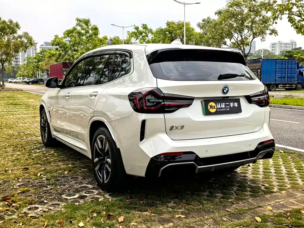 BMW iX3 2023 из CN, фото 7