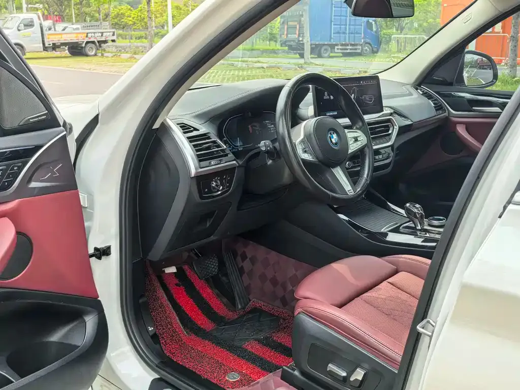 BMW iX3 2023 из CN, фото 3