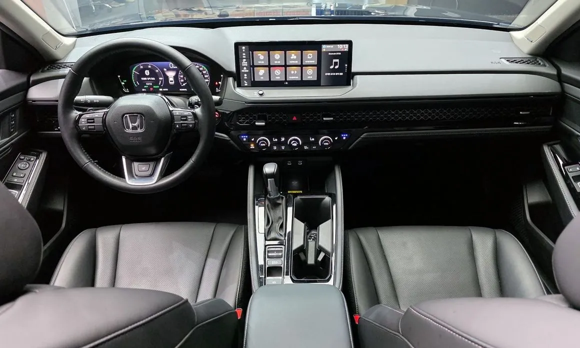 Honda Accord — фото 6