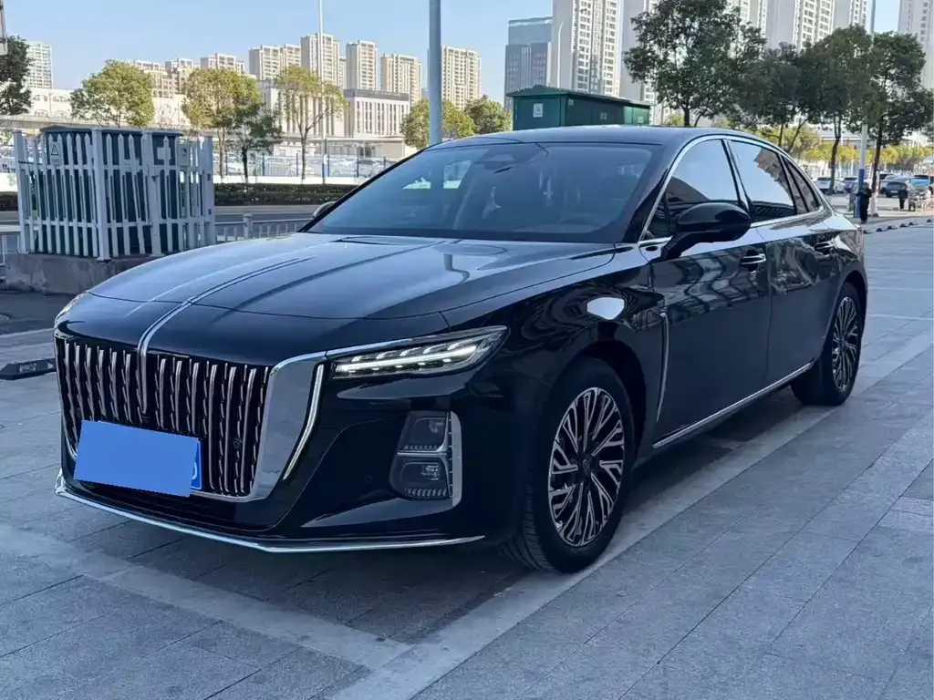 Hongqi H5 — фото 1