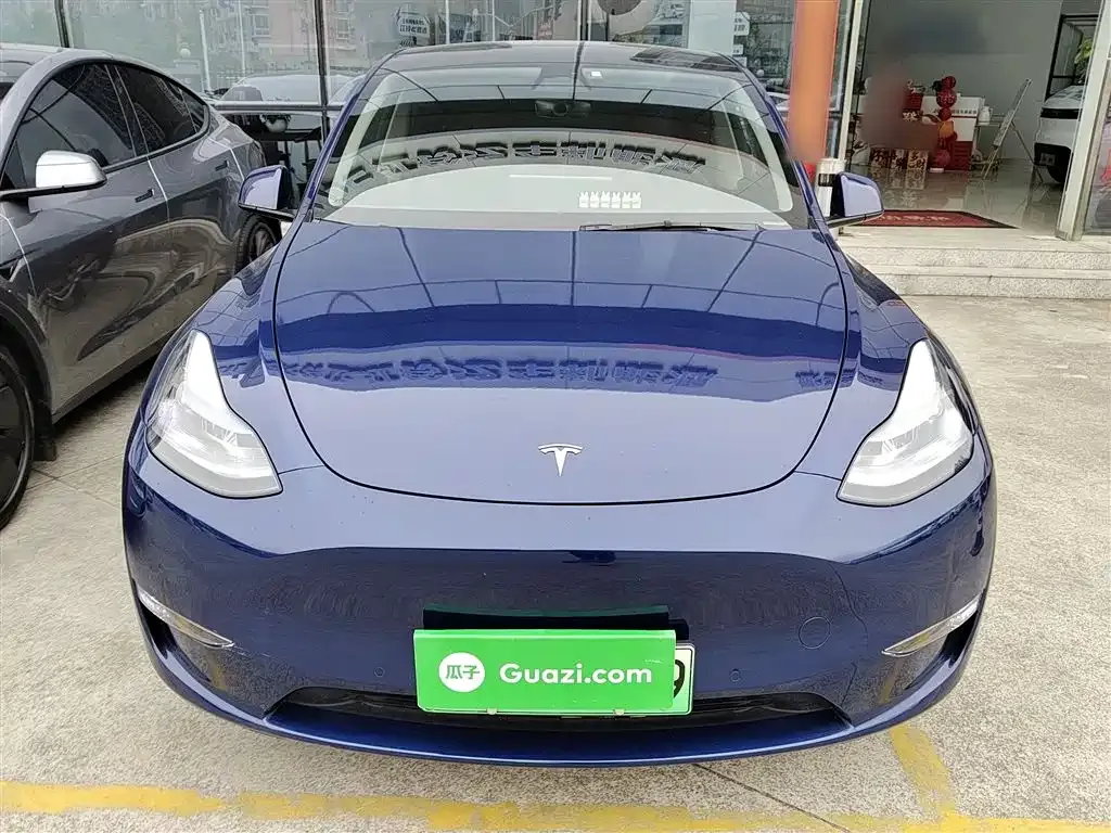 Tesla Model Y — фото 4