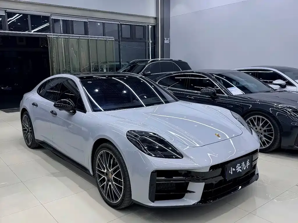 Porsche Panamera 2025 из CN, фото 1