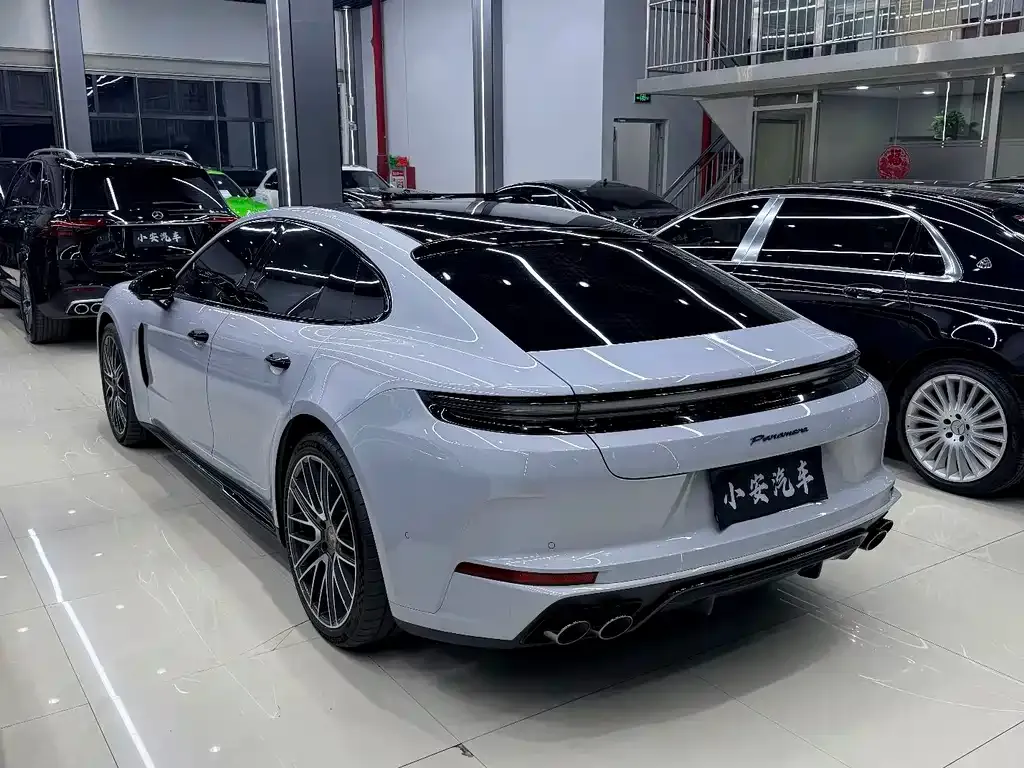 Porsche Panamera 2025 из CN, фото 2