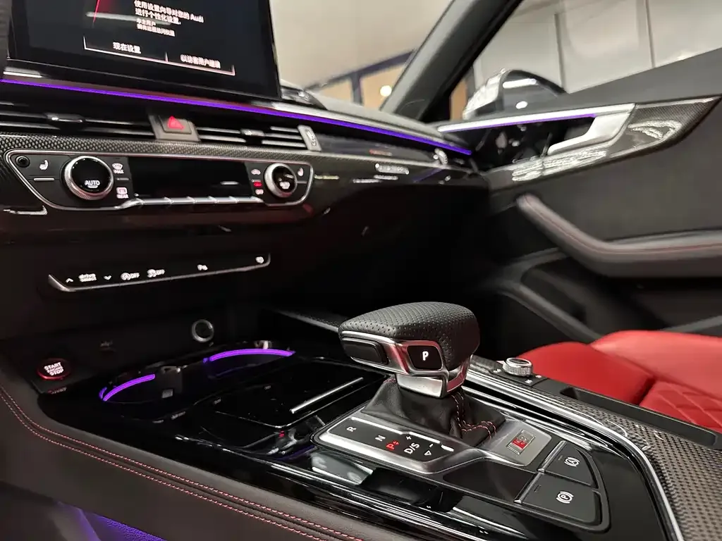 Audi S4 2023 из CN, фото 2