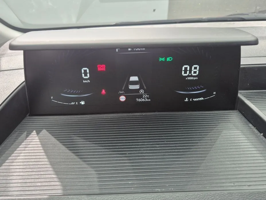 Hyundai Staria — фото 2