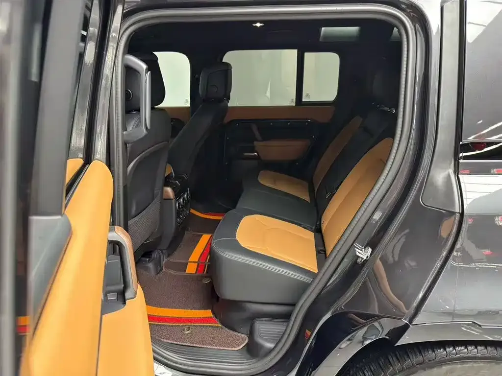 Land Rover Defender — фото 5
