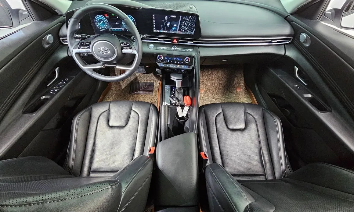 Hyundai AVANTE — фото 6