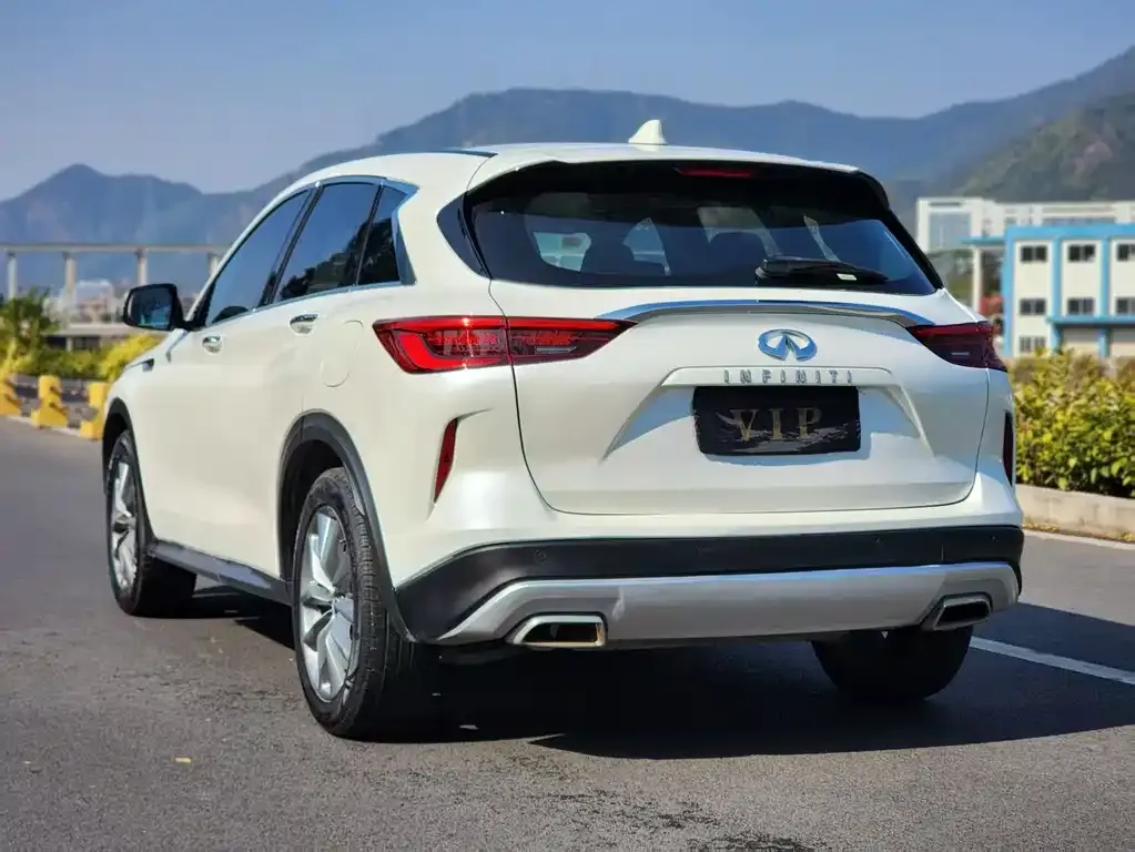 Infiniti QX50 2021 из CN, фото 10