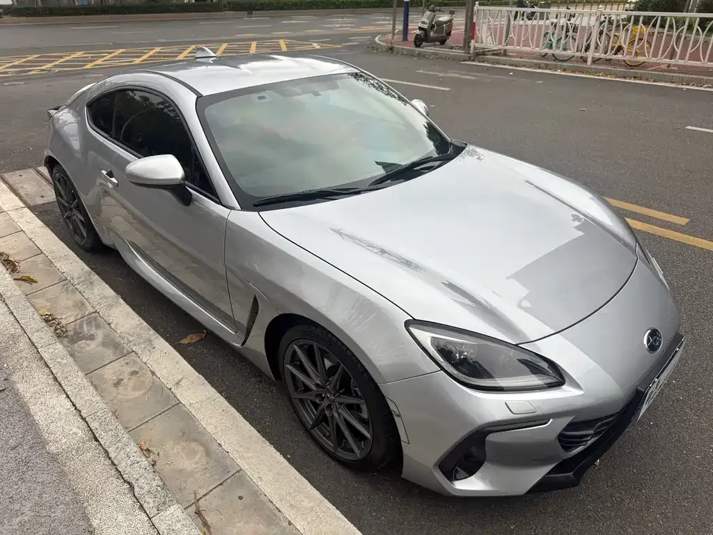 Subaru BRZ — фото 2
