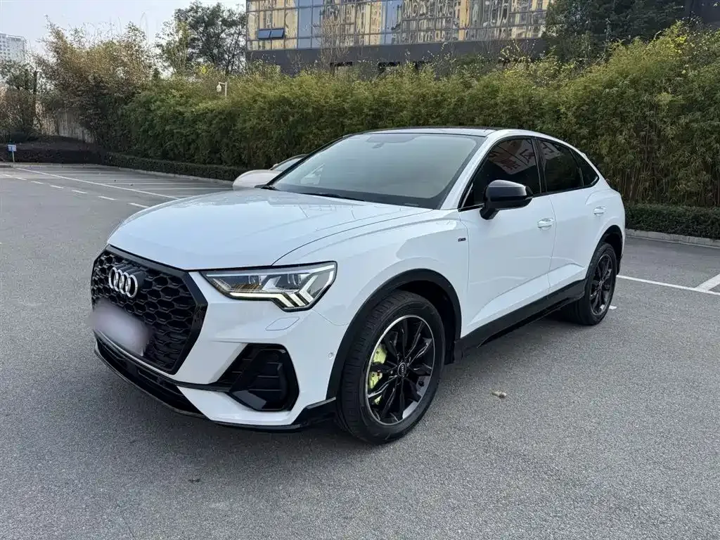 Audi Q3 Sportback — фото 7