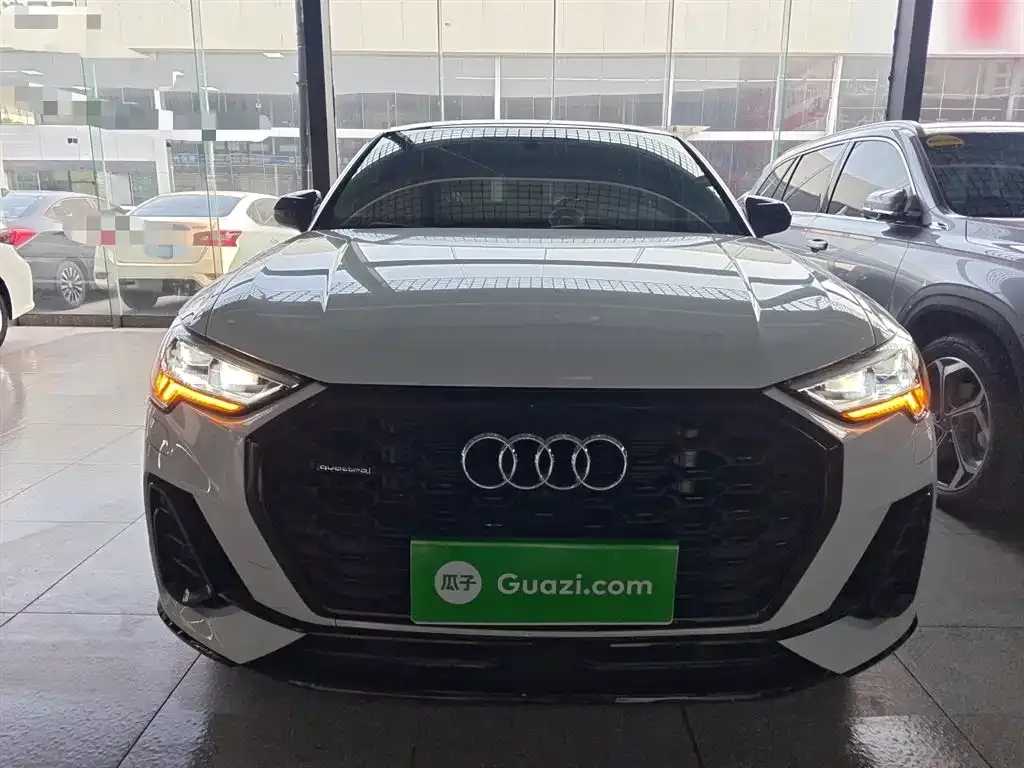 Audi Q3 Sportback — фото 6