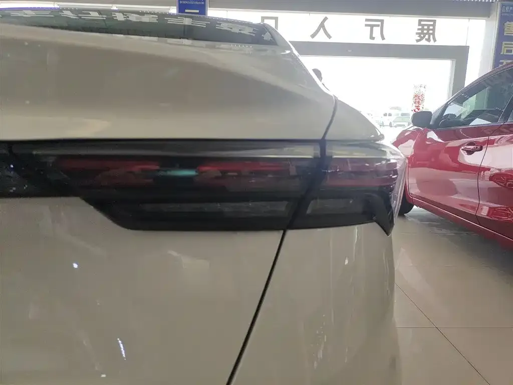 Geely Binrui — фото 9
