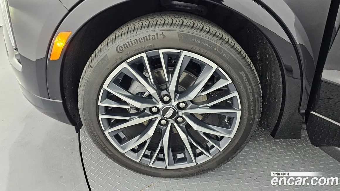 Cadillac XT4 2024 из KR, фото 10