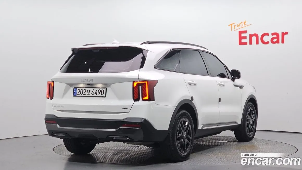 Kia Sorento — фото 4