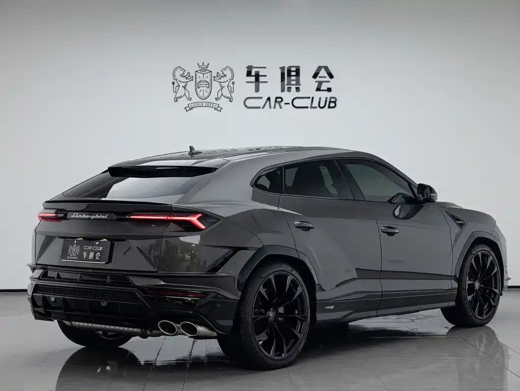Lamborghini Urus — фото 7
