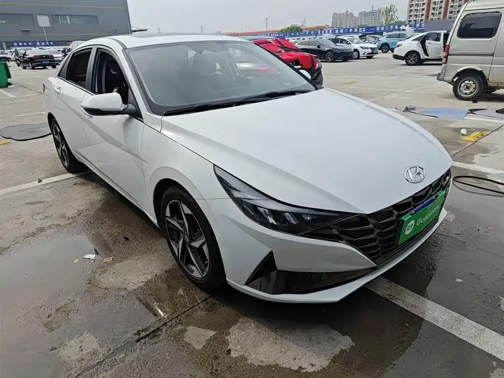 Hyundai Elantra 2022 из CN, фото 2