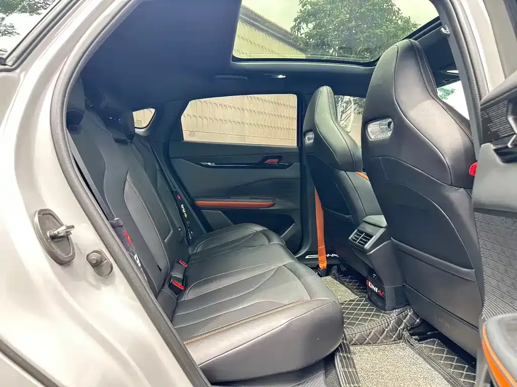 Changan UNI-V 2024 из CN, фото 8