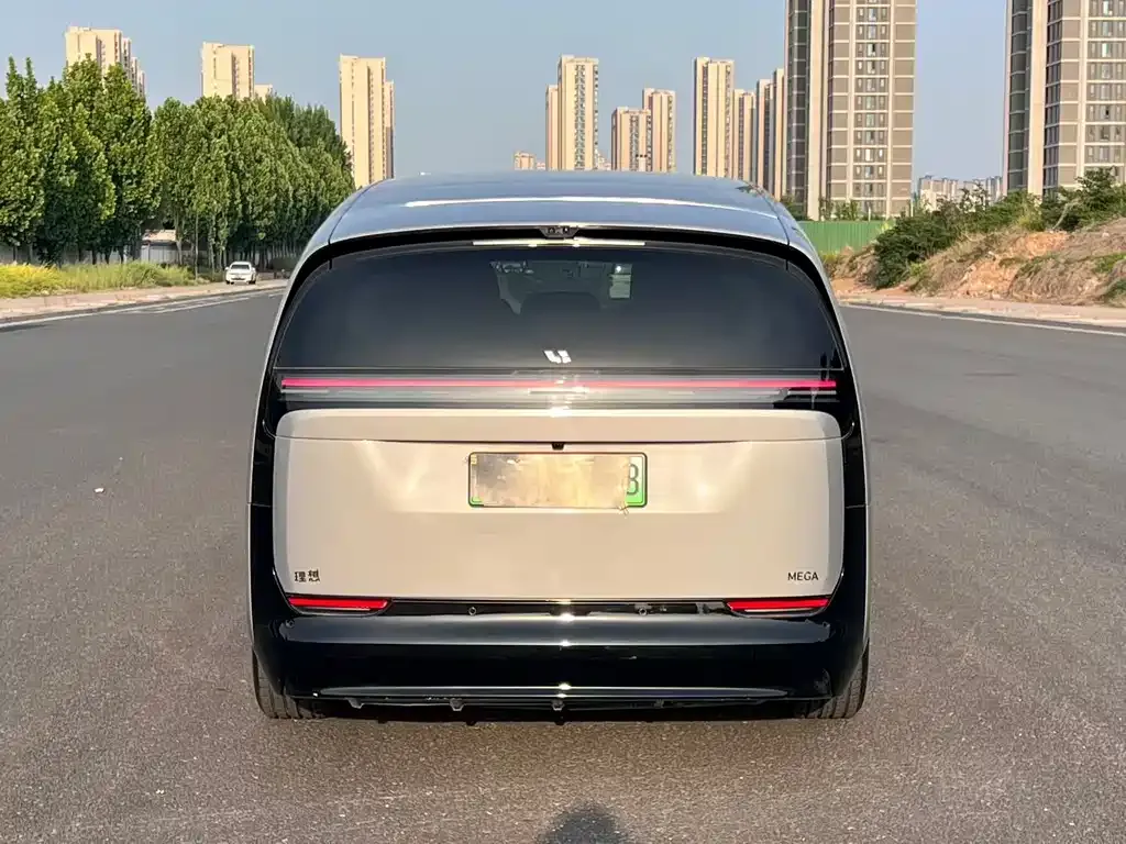 Li Auto MEGA 2024 из CN, фото 6