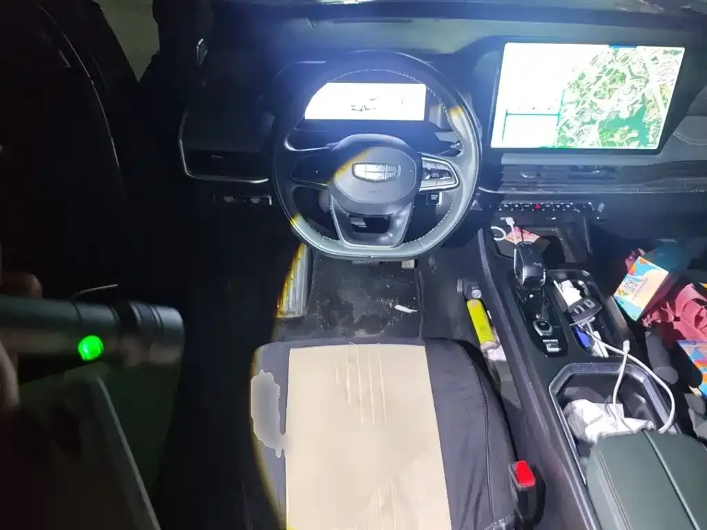 Geely Haoyue L 2024 из CN, фото 4