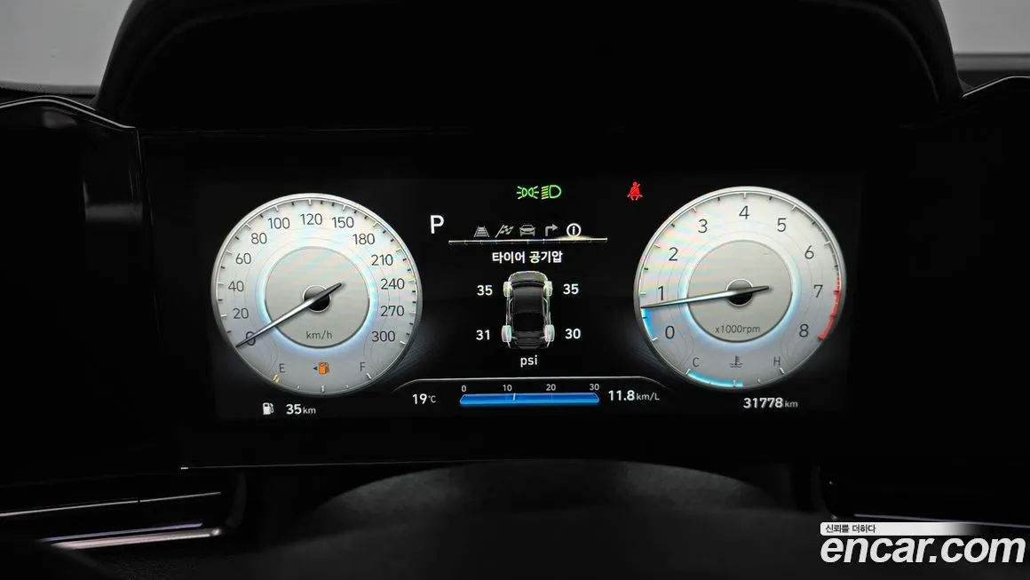 Hyundai AVANTE — фото 4