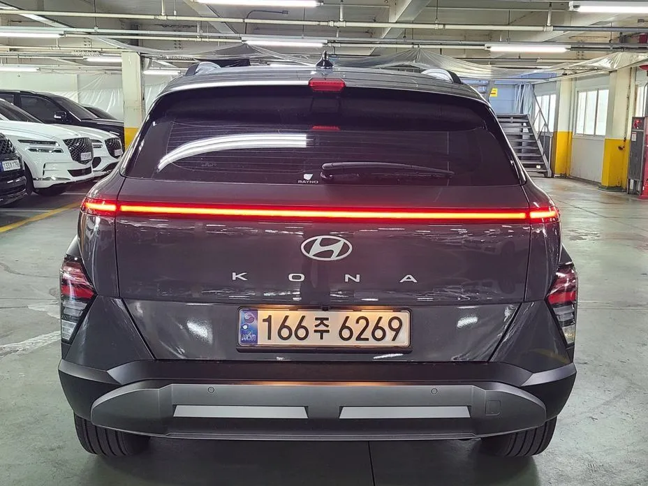 Hyundai Kona — фото 8