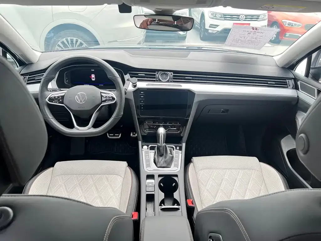 Volkswagen Magotan 2022 из CN, фото 5