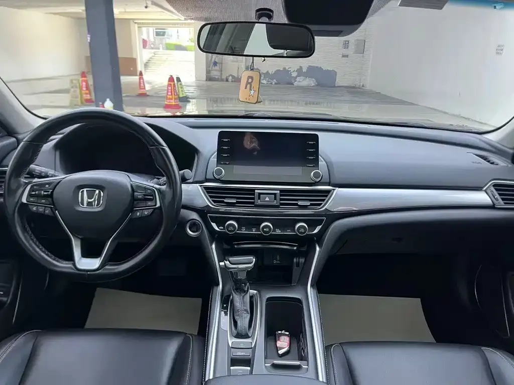Honda Inspire — фото 9