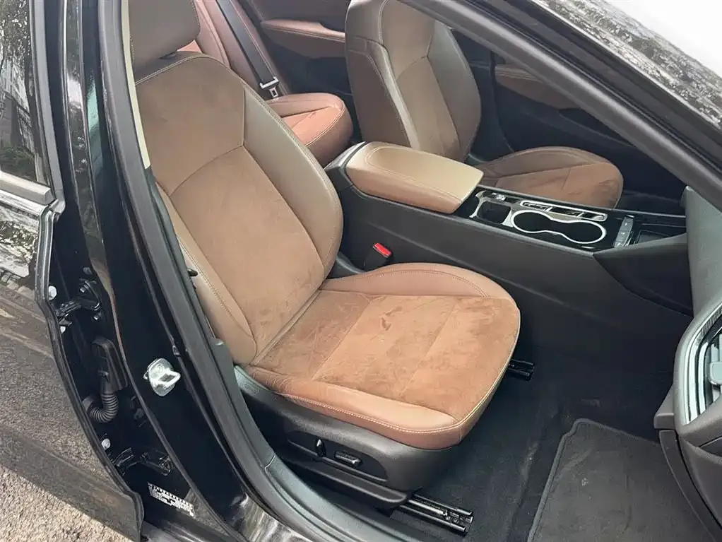 Buick Regal 2023 из CN, фото 2
