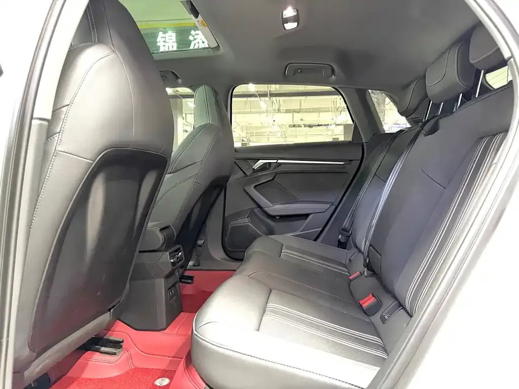 Audi A3 2023 из CN, фото 9