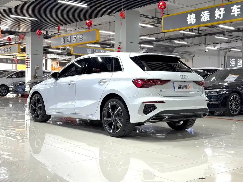 Audi A3 2023 из CN, фото 7