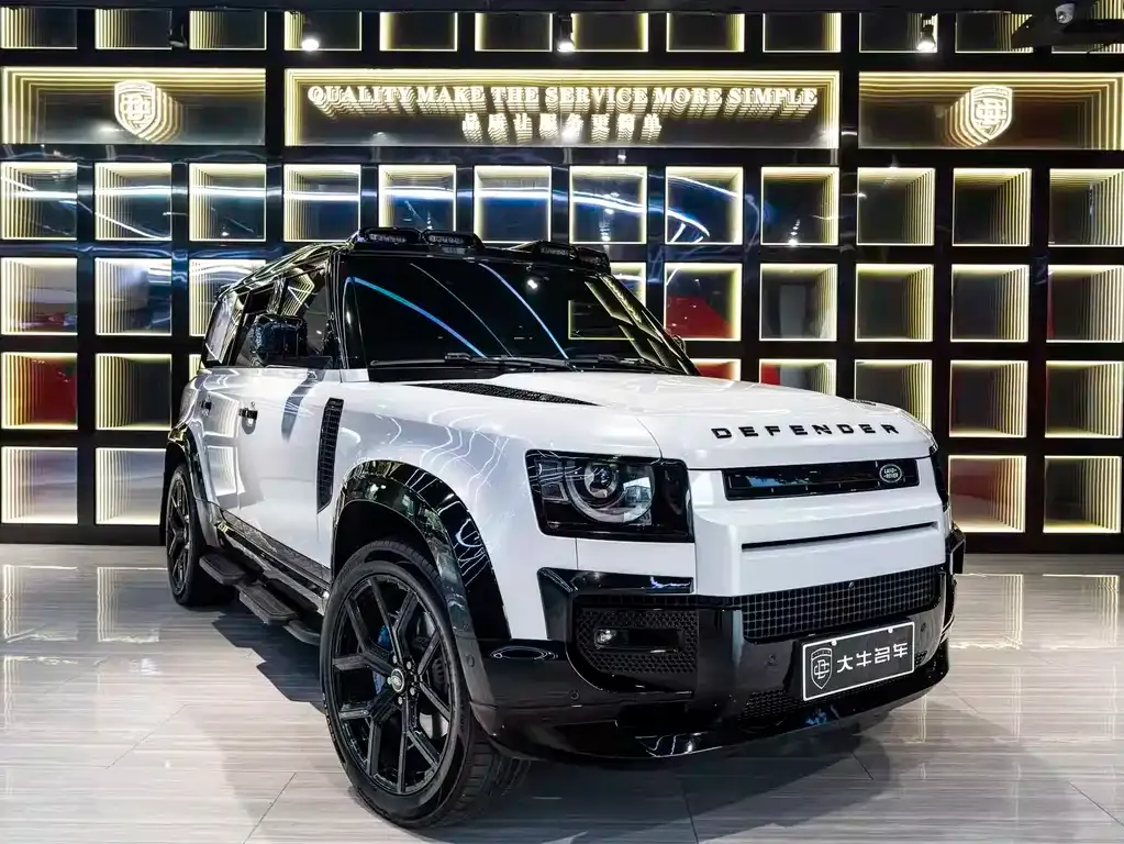 Land Rover Defender — фото 10
