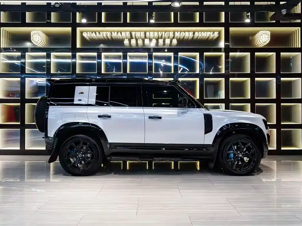 Land Rover Defender — фото 3