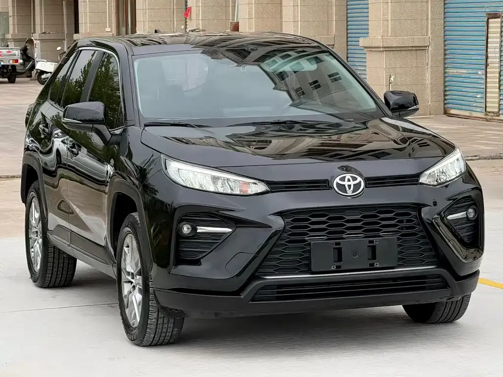 Toyota Wildlander — фото 1
