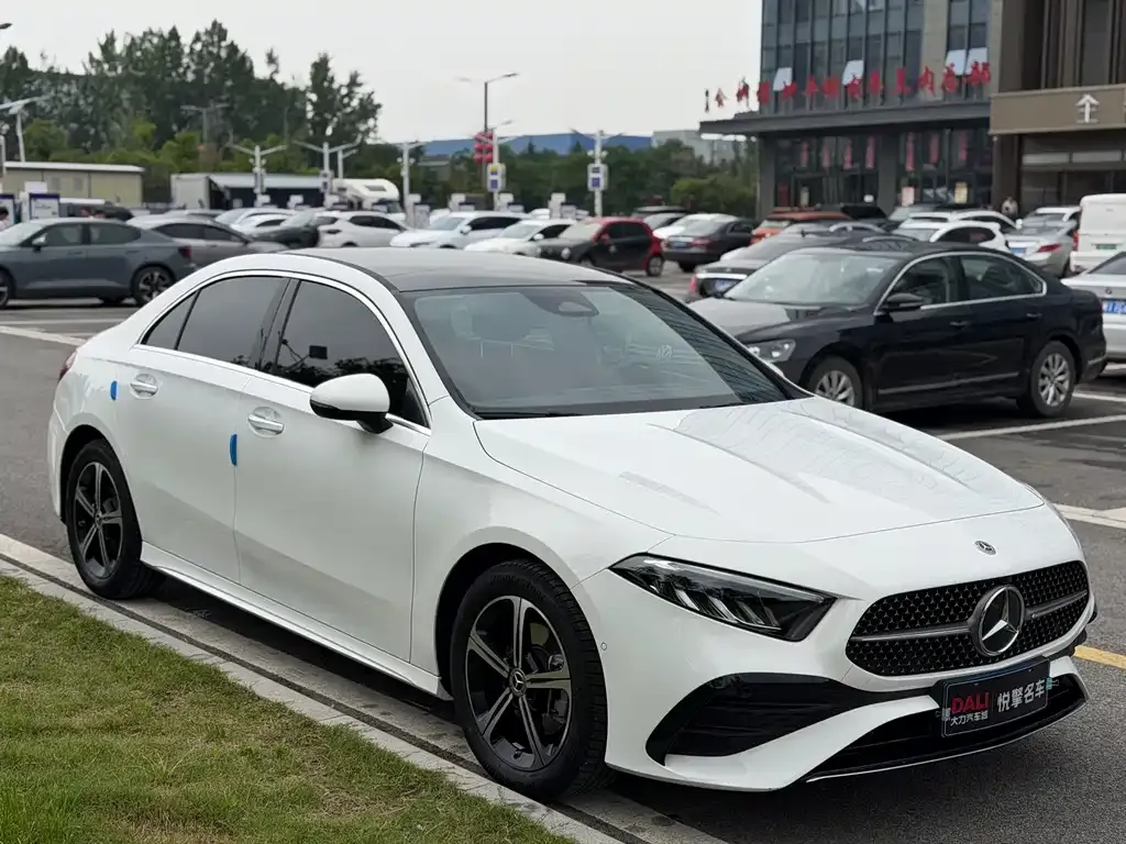 Mercedes-Benz A-Class — фото 3
