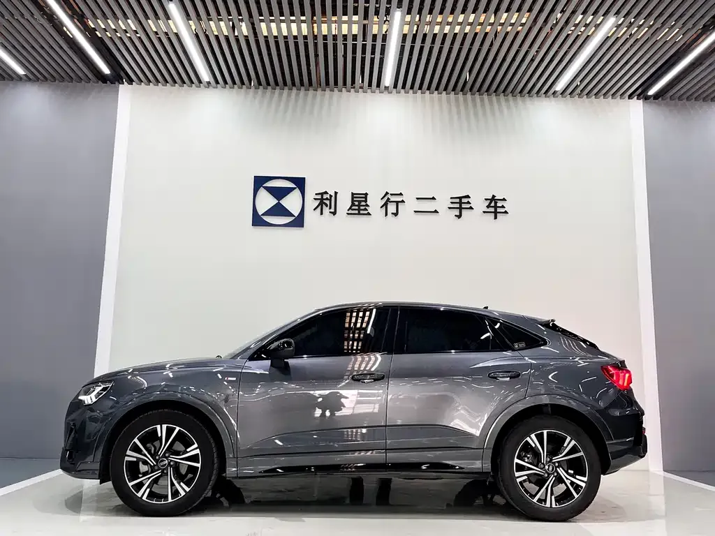 Audi Q3 Sportback — фото 4