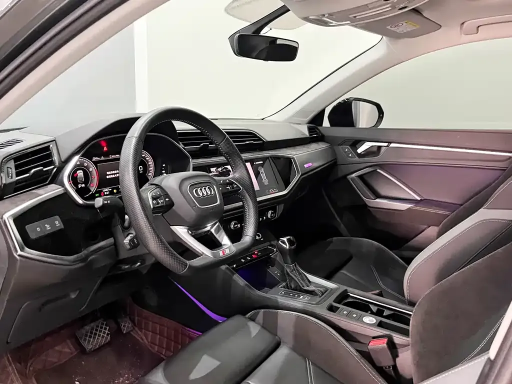 Audi Q3 Sportback — фото 2