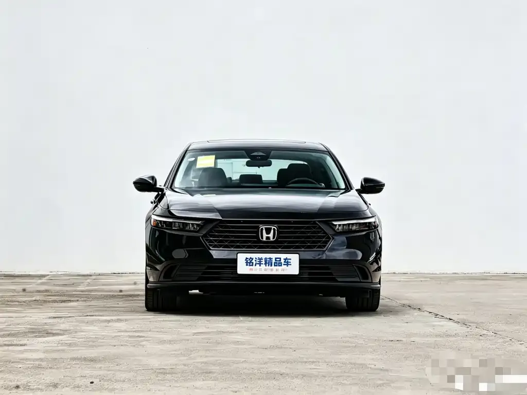 Honda Accord — фото 6