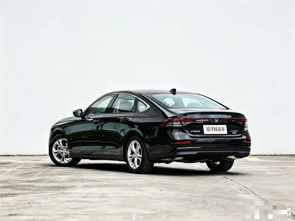 Honda Accord — фото 5