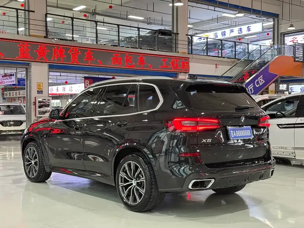 BMW X5 (Import) — фото 10